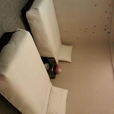 טאיפיי Holiday Fun Hostel מראה חיצוני תמונה