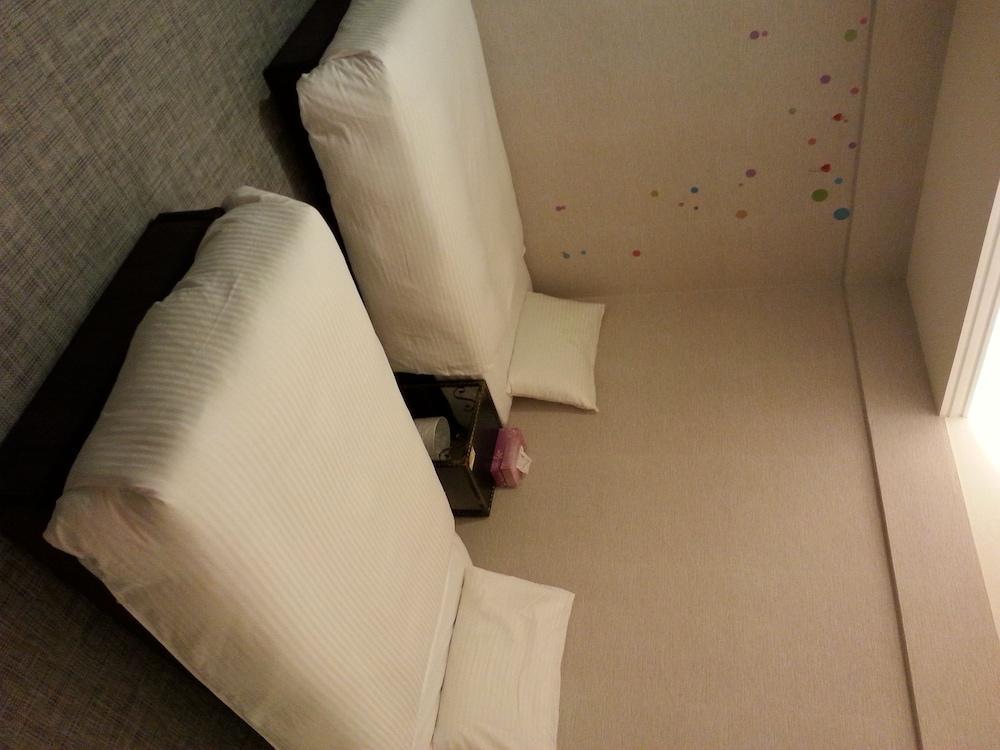 טאיפיי Holiday Fun Hostel מראה חיצוני תמונה