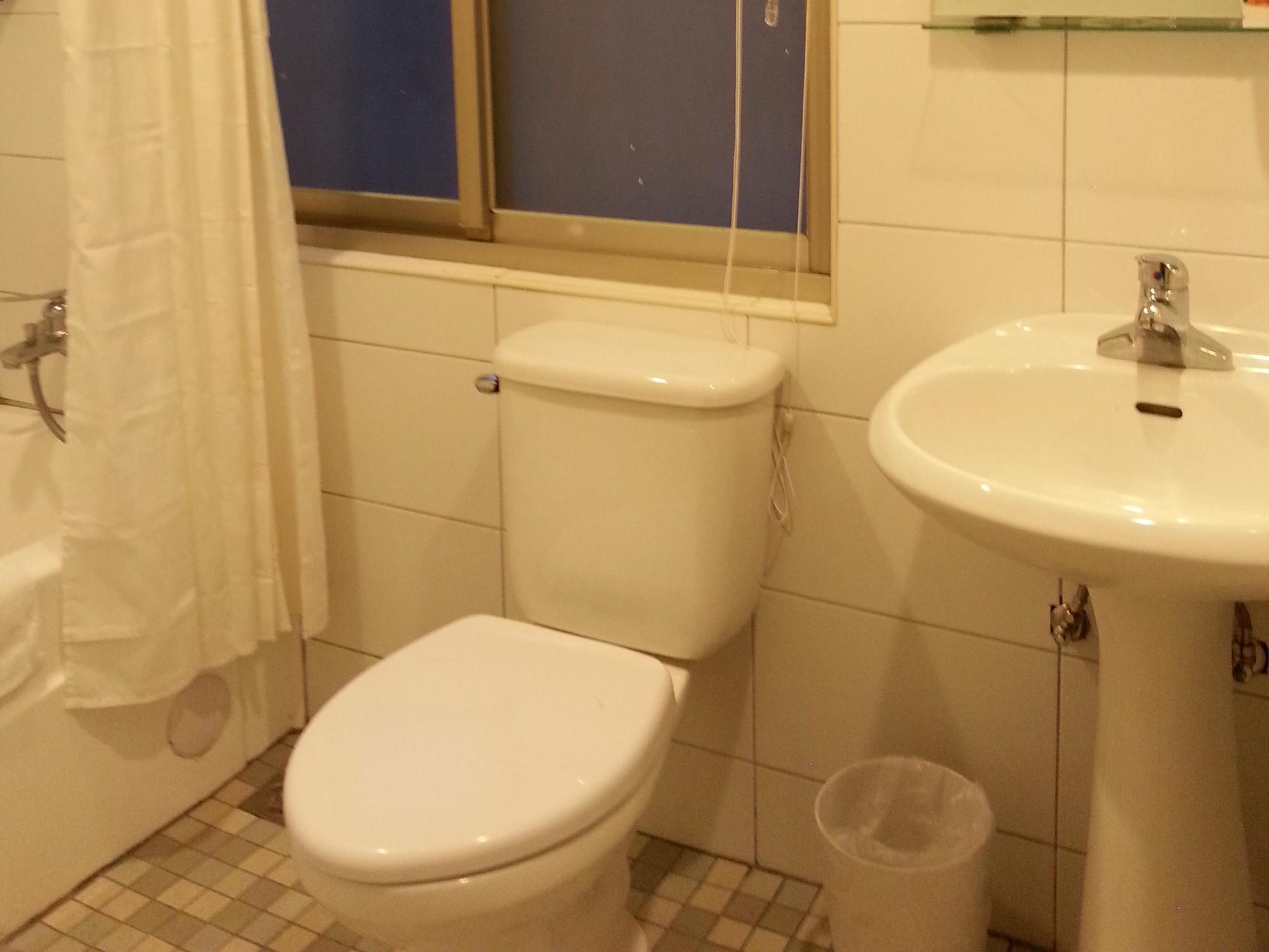 טאיפיי Holiday Fun Hostel מראה חיצוני תמונה